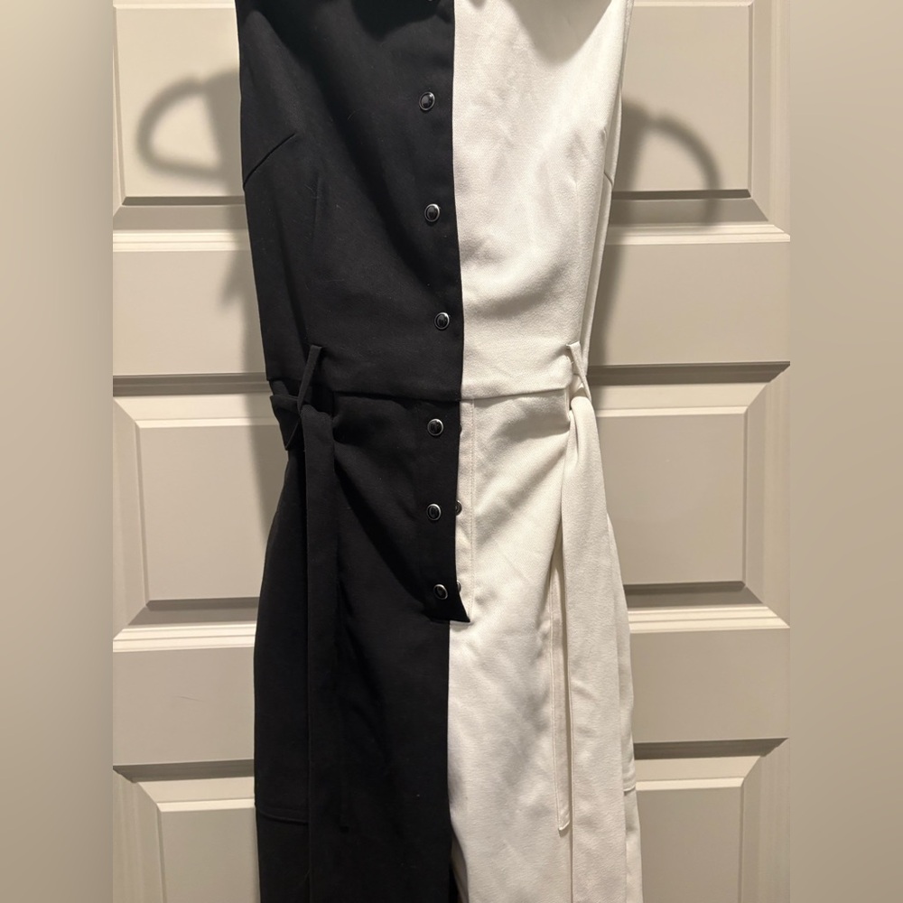Fashion Brand Company Director’s Black and White Jumpsuit - Picture 9 of 10